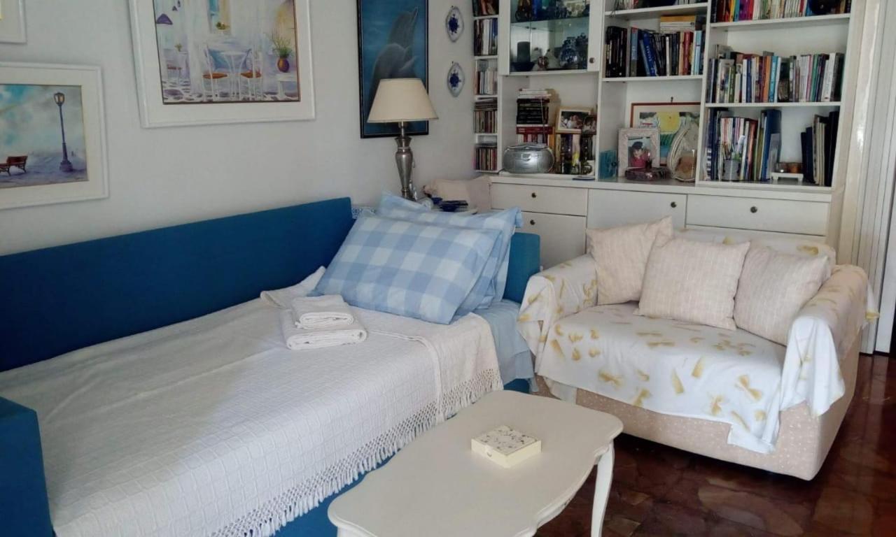Kerry'S Cosy Apartment Vari  Bagian luar foto